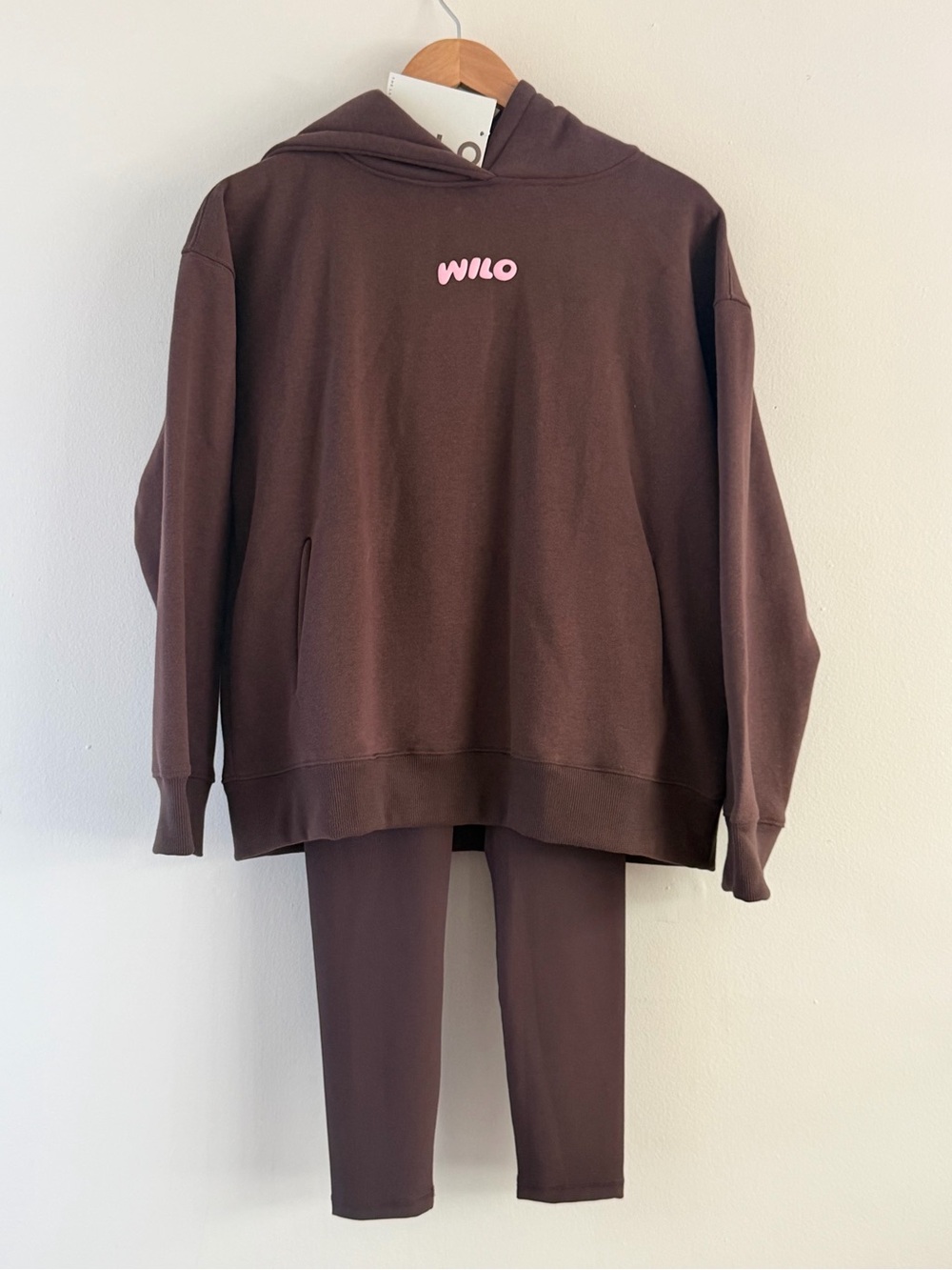 Wilo Women's Brown Pullover Hoodie and Ribbed leggings set. 166 MSRP Size S